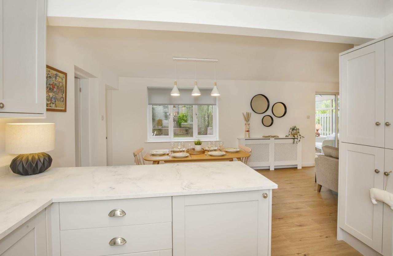 The Willows With Free Parking For 2 Cars York Extérieur photo