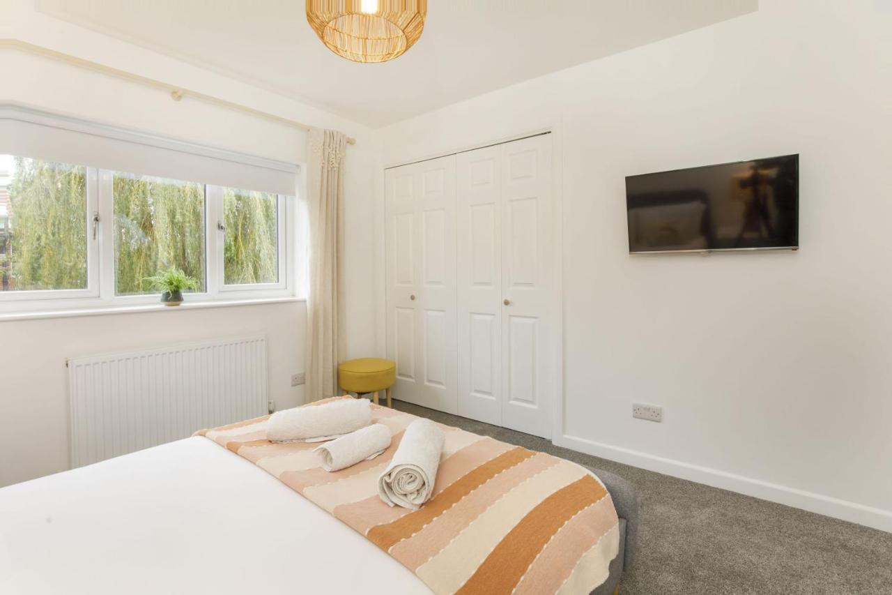 The Willows With Free Parking For 2 Cars York Extérieur photo