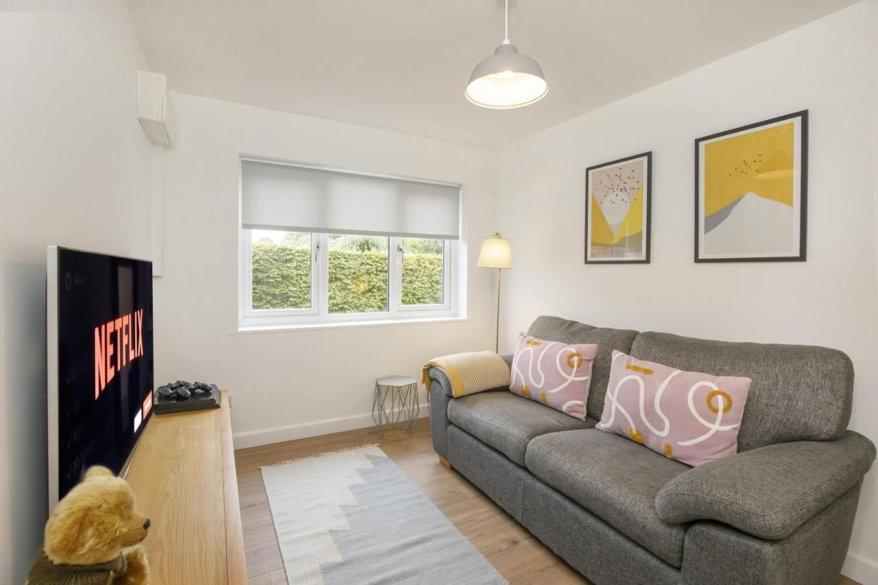 The Willows With Free Parking For 2 Cars York Extérieur photo