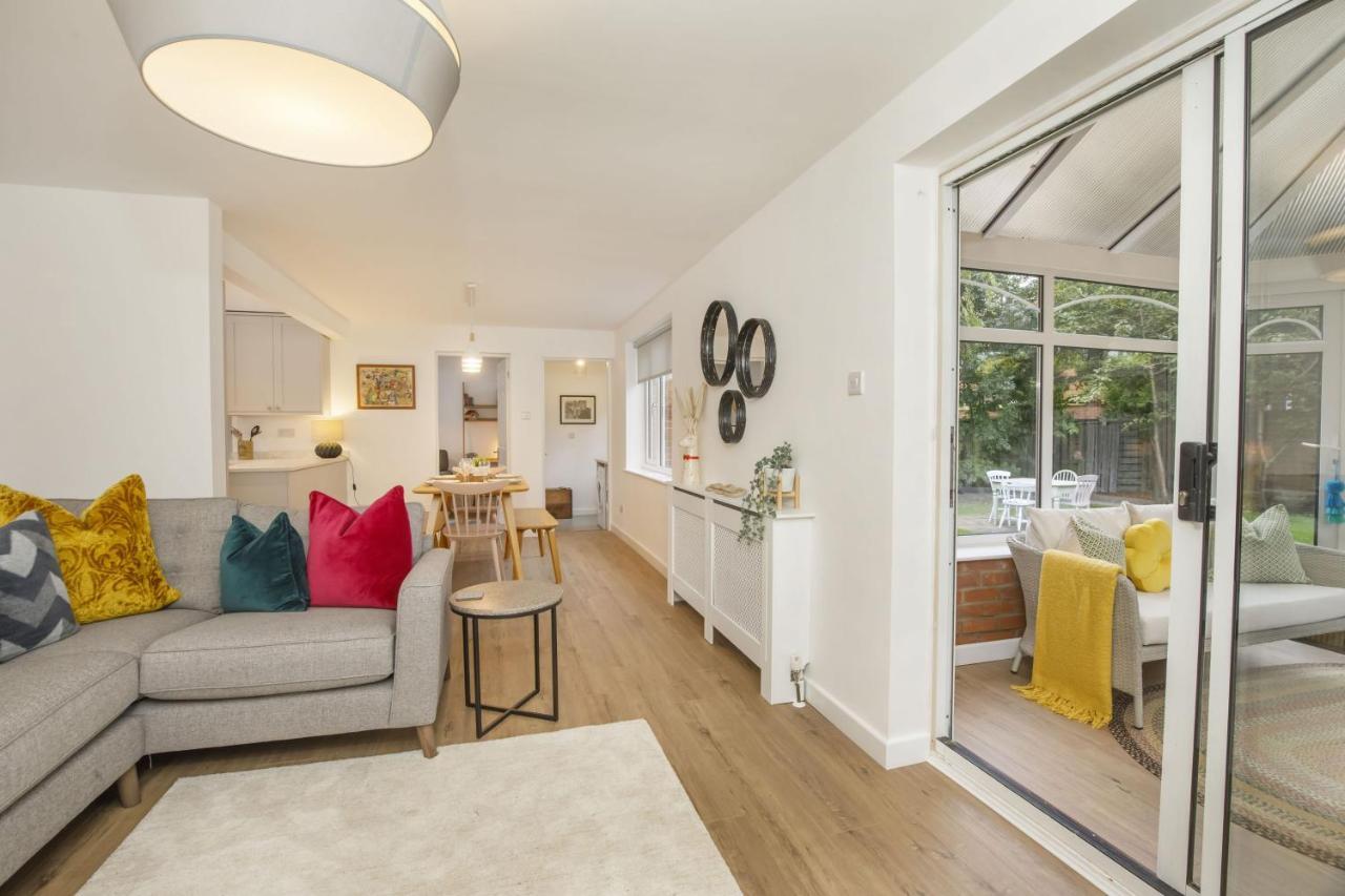 The Willows With Free Parking For 2 Cars York Extérieur photo