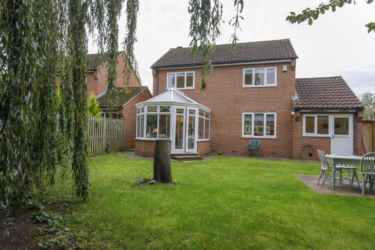 The Willows With Free Parking For 2 Cars York Extérieur photo