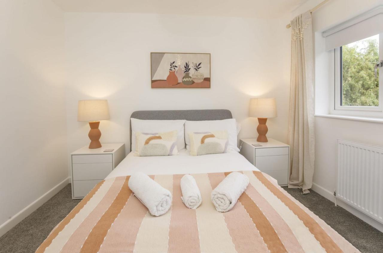 The Willows With Free Parking For 2 Cars York Extérieur photo